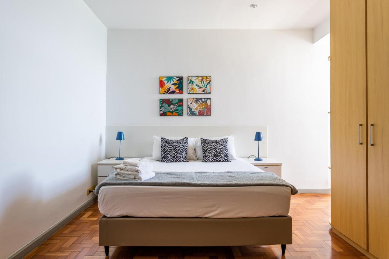 Apartamento Belissimo Em Copacabana - Vista O Mar - A1103 Z3 *