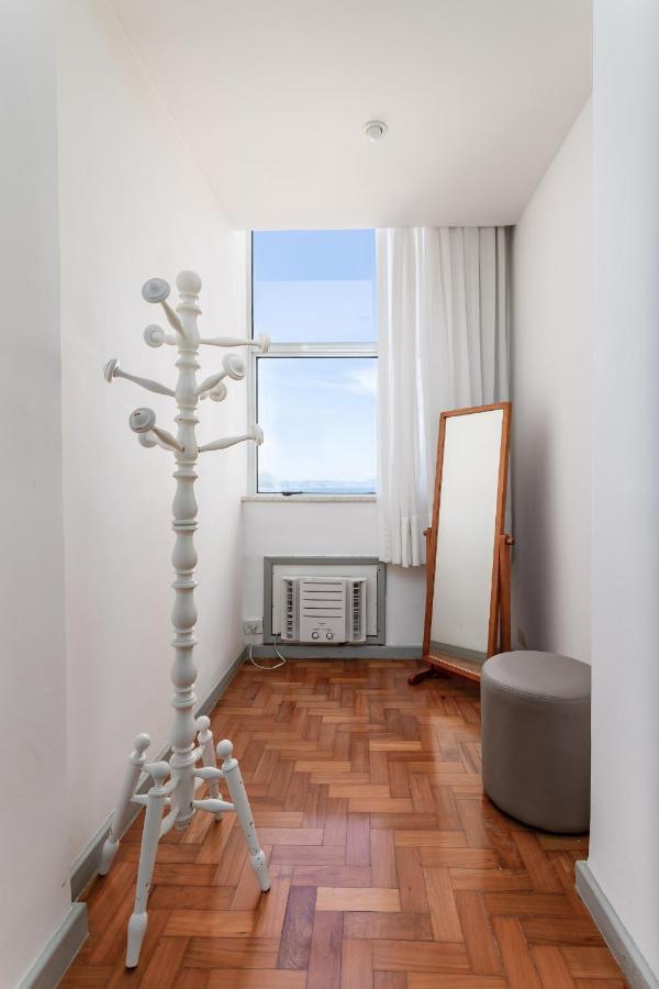 Apartamento Belissimo Em Copacabana - Vista O Mar - A1103 Z3 *